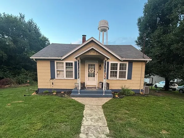 1155 E 8th St, Spurgeon, IN 47584