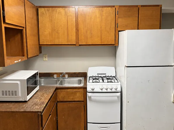 21520 Conners Ave #2, Warren, MI 48091