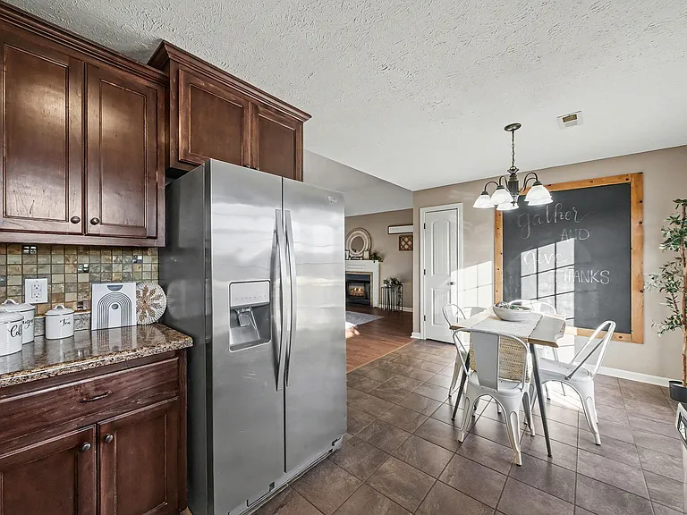 1304 Freedom Dr — Photo 13