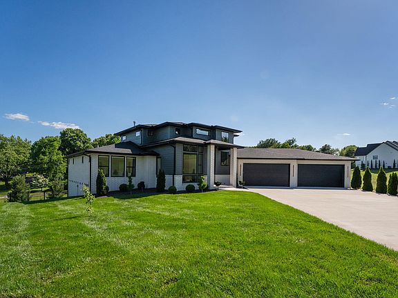 2nd image of 4110 E Shafter Circle