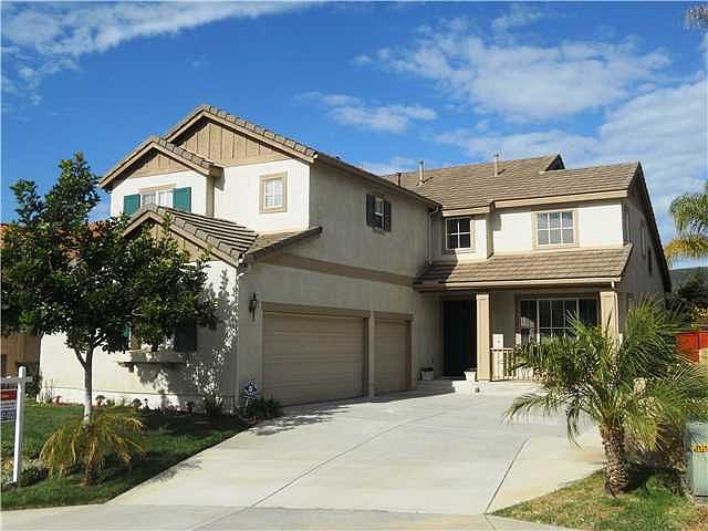 1st image of 616 Landmark Pl