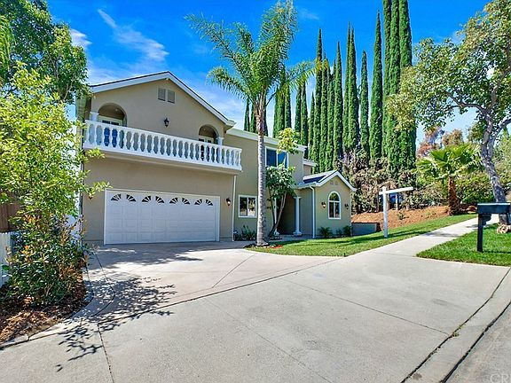 3rd image of 22042 Rayen St