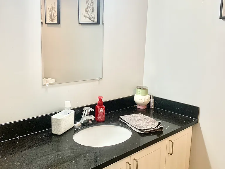 501 Frontenac St #512 — Photo 25