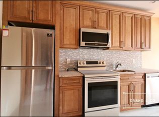 179 Greenpoint Ave APT 2, Brooklyn, NY 11222