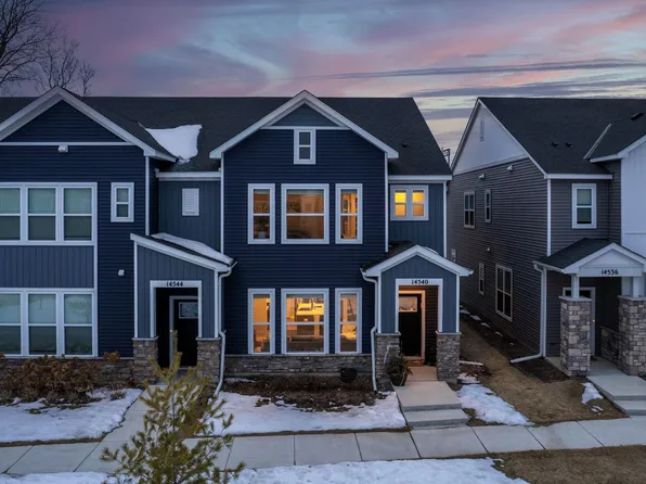 14540 Twin Lakes Cir, Burnsville, MN 55306