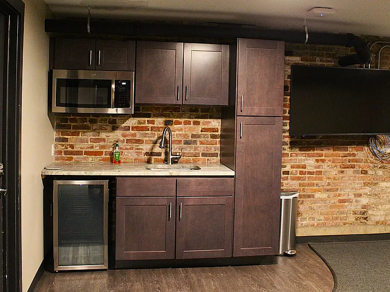 922 Elm St — Photo 12