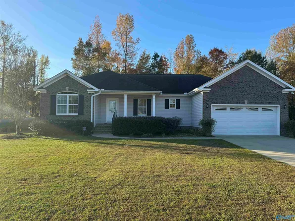 101 Victoria Ln, Rainbow City, AL 35906