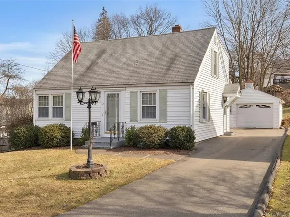12 Terrace Gardens, Meriden, CT 06451
