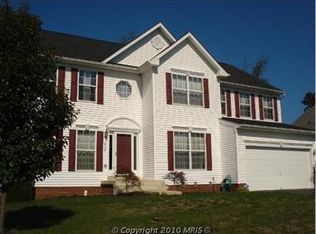 457 Sawgrass Dr, Charles Town, WV 25414