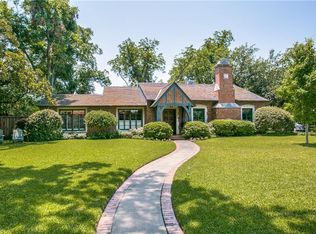 6834 Lakeshore Dr, Dallas, TX 75214