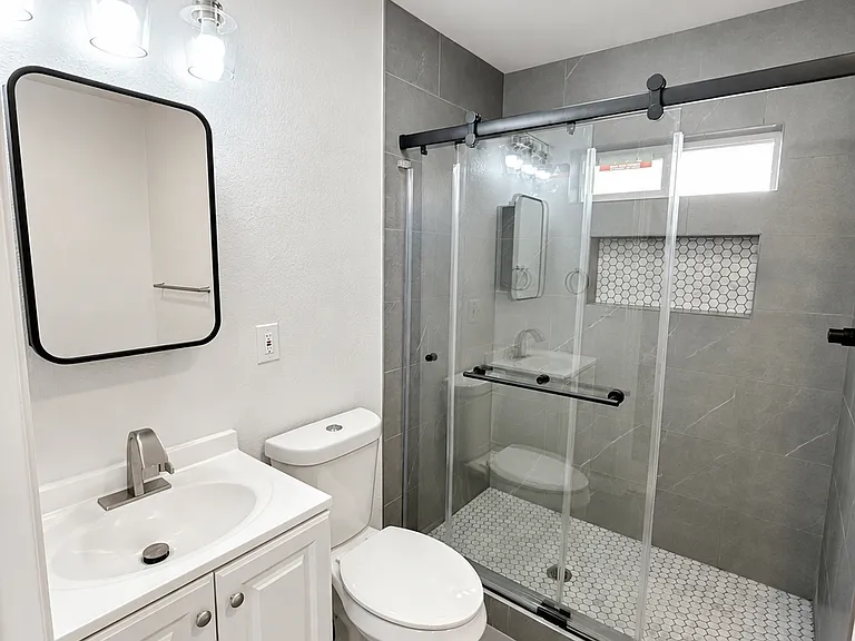 4382 Bixby Way — Photo 4