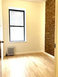 Rented by Warren T Real Estate Corp.