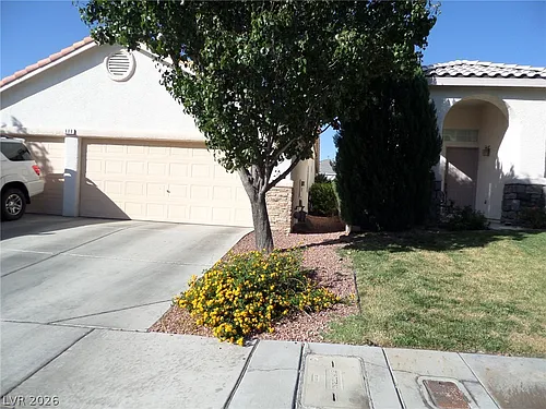 688 Pansy Pl Photo 1
