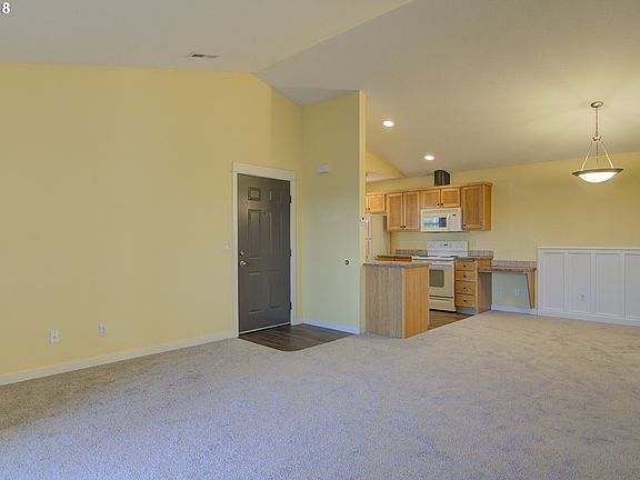5th image of 14019 NE 20th Ave #F49