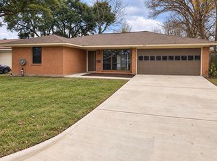 904 Sherwood Dr, Pasadena, TX 77502