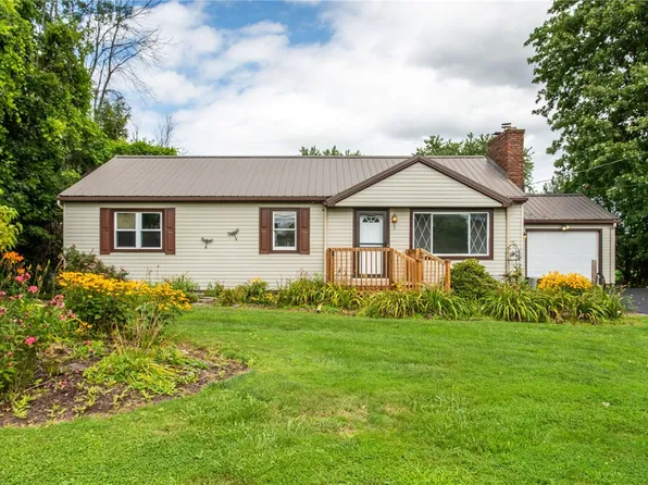 3724 Latta Rd, Rochester, NY 14612