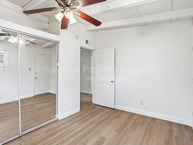 7562 Zemco Dr — Photo 38