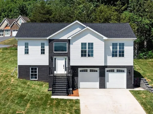 211 Suffolk Dr, Rockingham, VA 22801