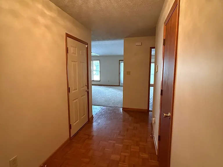 5671 Archer Rd — Photo 2