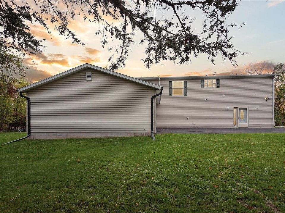 N3179 Puckaway Shores Road, Markesan, WI 53946 MLS 1965553 Zillow