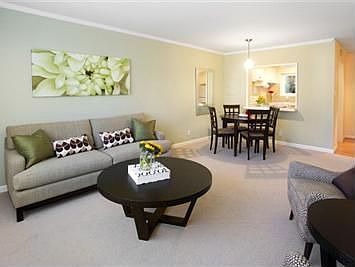 2nd image of 2077 Jackson St APT 203