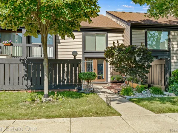 14165 Jackson St #91, Taylor, MI 48180