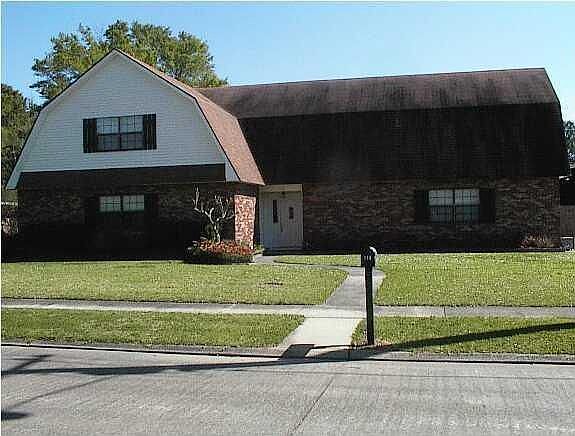 1st image of 110 Cedarwood St
