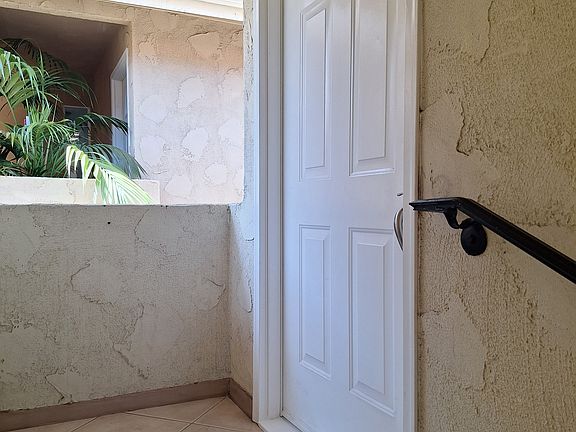 3rd image of 4214 Hilaria Way