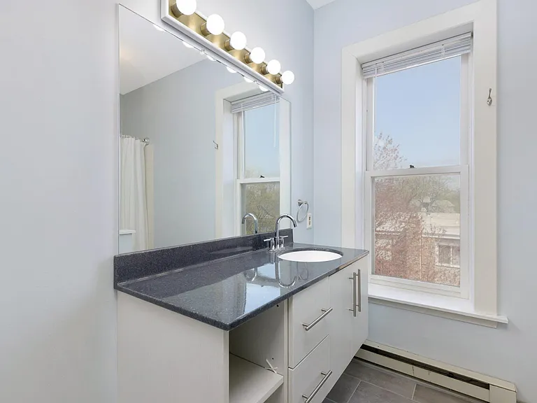 2421 Emerson Ave S #107 — Photo 11