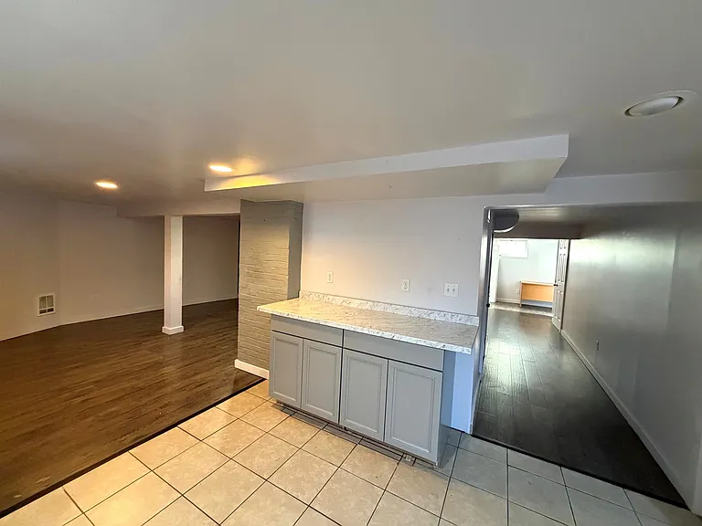 1802 Cedar St #BASEMENT — Photo 2