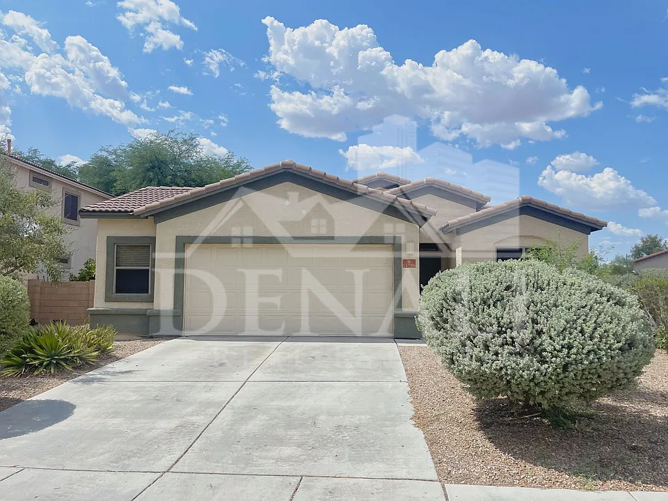 11786 W Fordson Dr