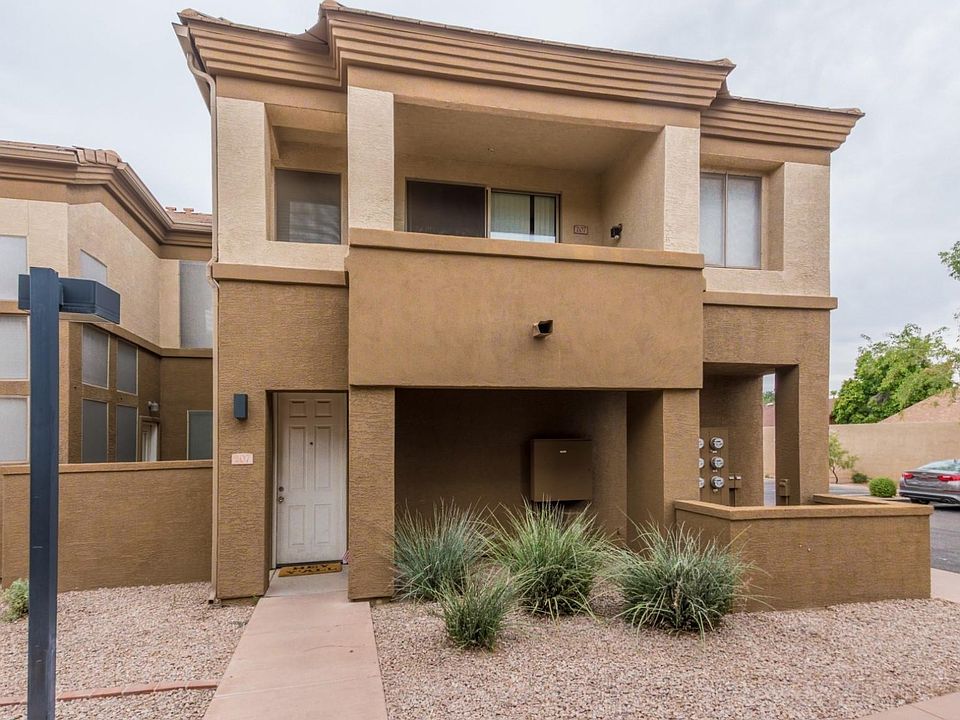 0001-Broadway - 207 - 1445 (1)