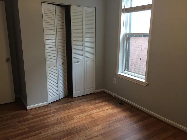 726 Maryland Ave NE — Photo 6