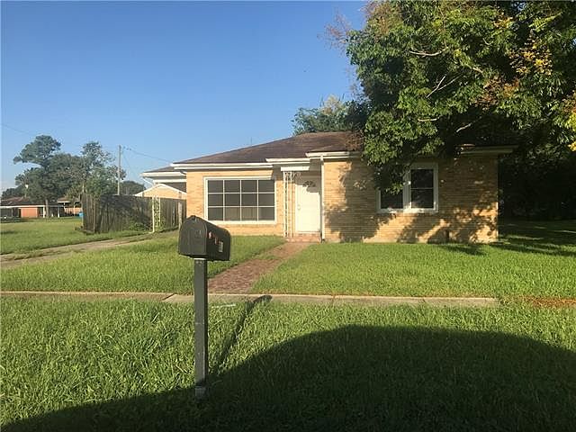 1st image of 60 Jones Dr