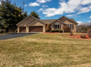 10912 Creekview Point, Rockford, IL 61114