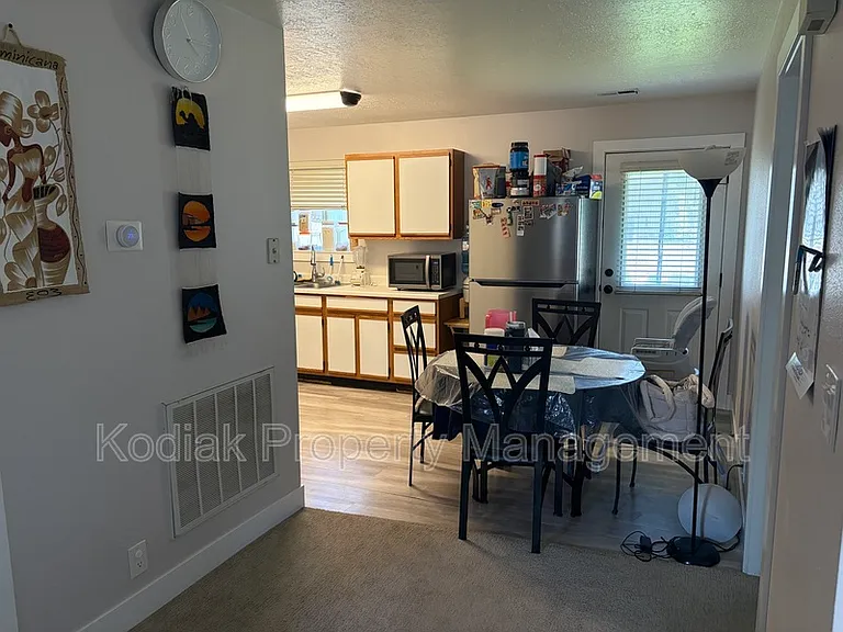 83 E 550 N — Photo 4