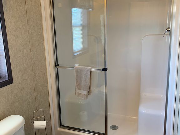 4th image of 113 Kimberly Ln