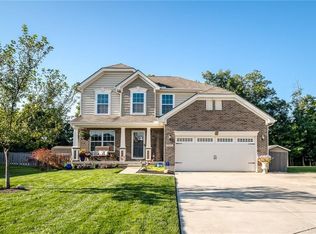 8062 Bushclover Dr, Tipp City, OH 45371