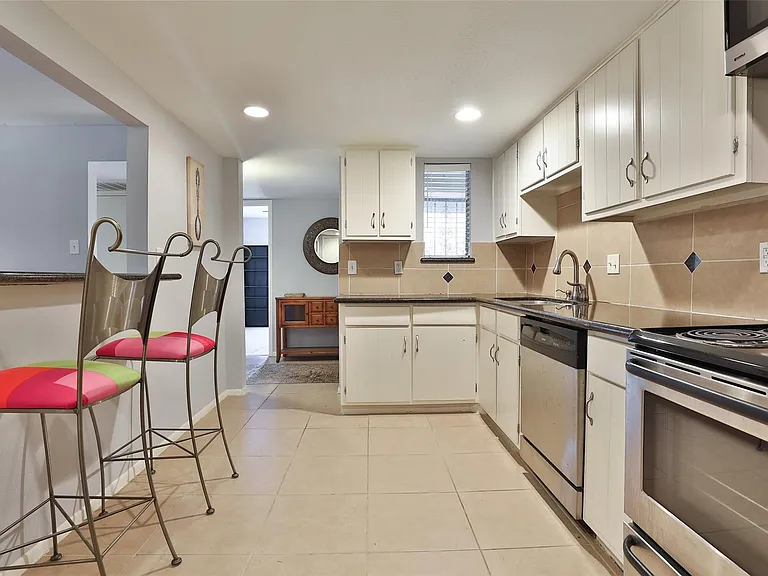 5005 Georgi Ln #93 — Photo 6
