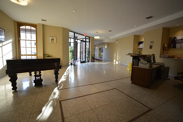 Rented by NY Space Finders Inc. | media 36