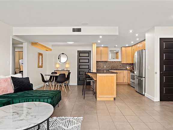 5th image of 4515 Headwood Dr APT 3