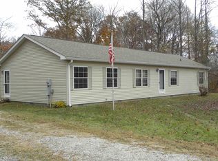 1134 Westwoods Dr, Spencer, IN 47460