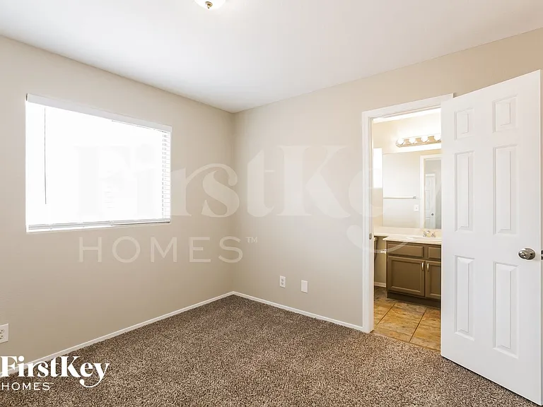 8905 Ballad Ave — Photo 12