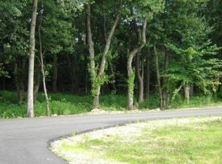 10 Autumn Ln, Westerly, RI 02891