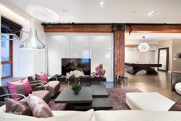 Sold by Sotheby's International Realty | media 7