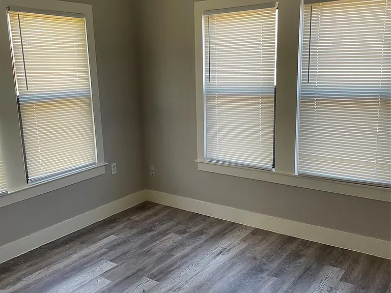 705 Cincinnati St — Photo 8