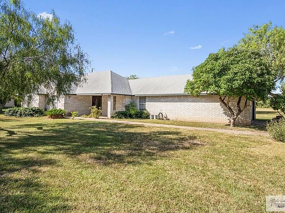 2nd image of 35717 Anaqua Dr