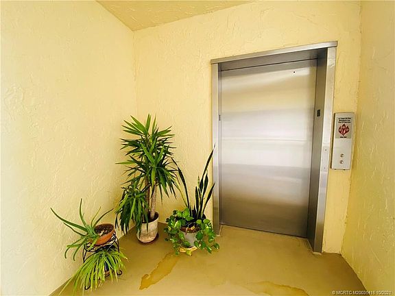 5th image of 7440 S Ocean Dr APT 223A