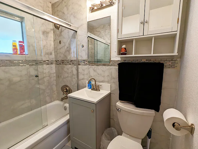 4220 Clairemont Dr #2 — Photo 26