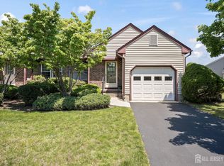 21 John Hancock Dr #A, Monroe Township, NJ 08831